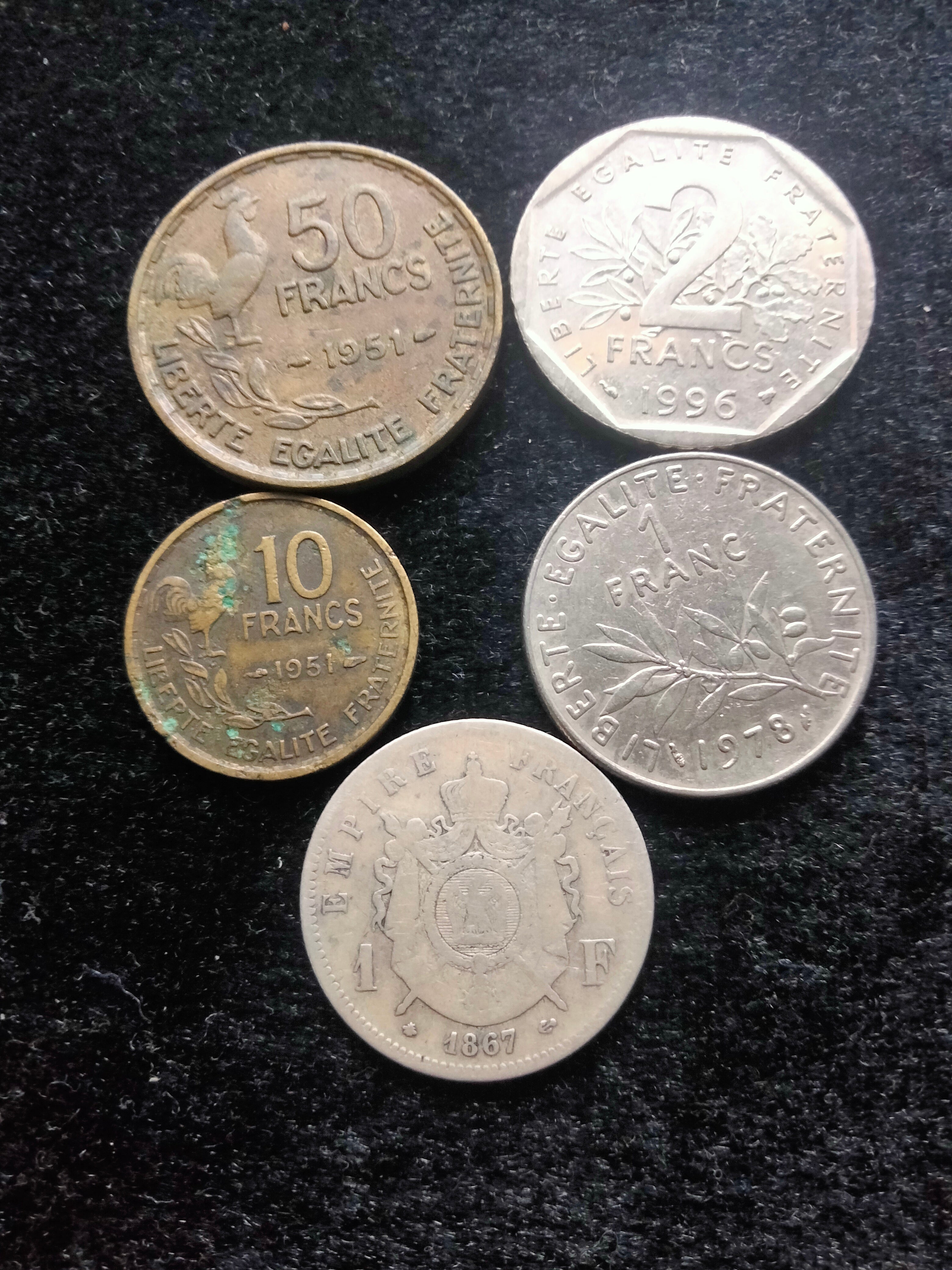 Sei monete Francesi di diversi periodi di cui 1 franco francese di Napoleone III del 1867 in argento 835%
